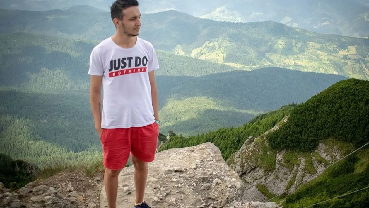 A fost prins criminalul care l-a executat cu sânge rece pe un tânăr de 21 de ani într-o scară de bloc din Bacău