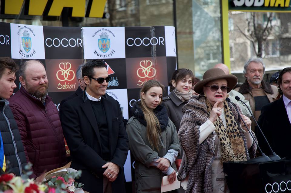 Ştefan Bănică Jr. a venit să-şi ia adio de la Stela Popescu! S-a apropiat de sicriu, a început să plângă, iar ce a urmat e cutremurător!