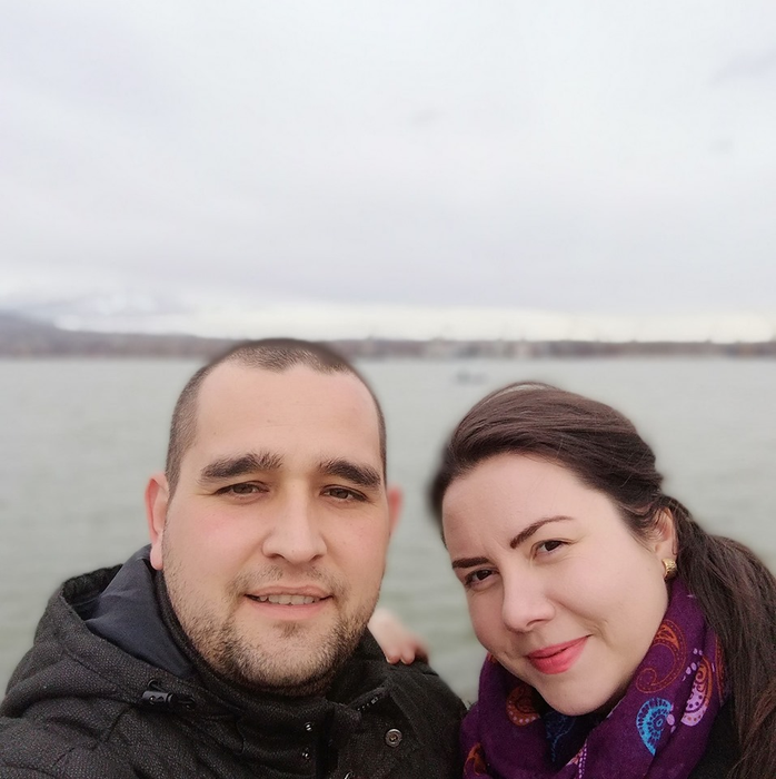 Ea este asistenta din Târgu Cărbunești care a murit la puţin timp după naştere. Nici bebelușul nu a putut fi salvat