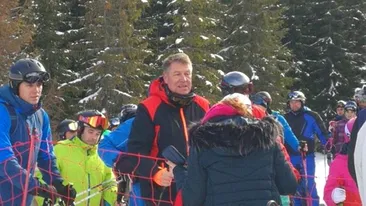 Klaus Iohannis, din nou la schi. Cum a apărut de această dată în Munţii Şureanu