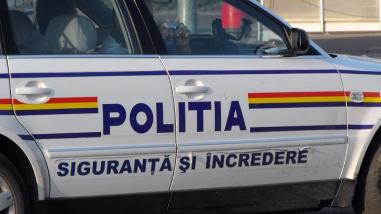 Descoperire macabră într-un apartament din Târgu-Jiu. O femeie a fost găsită spânzurată, iar cadavrul alteia era mumificat. Murise de 2 ani
