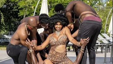 Imagini incendiare cu Laurette! Îl ”călărește” pe dansator și...