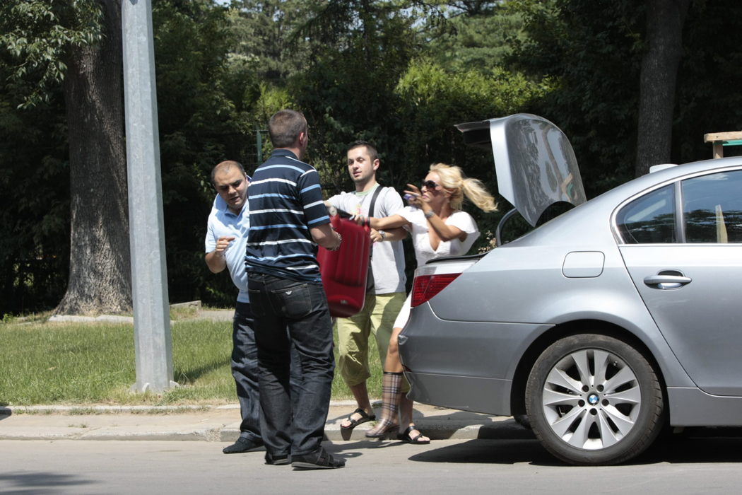Daniela Crudu nu e singura! Încă o vedetă de la noi, ruptă cu bătaia de iubit