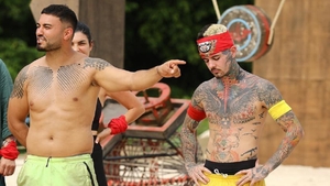 Jador îi dă ruşine lui Zanni la Survivor! Fostul câştigător ia pe jumătate din banii manelistului, de la Pro TV