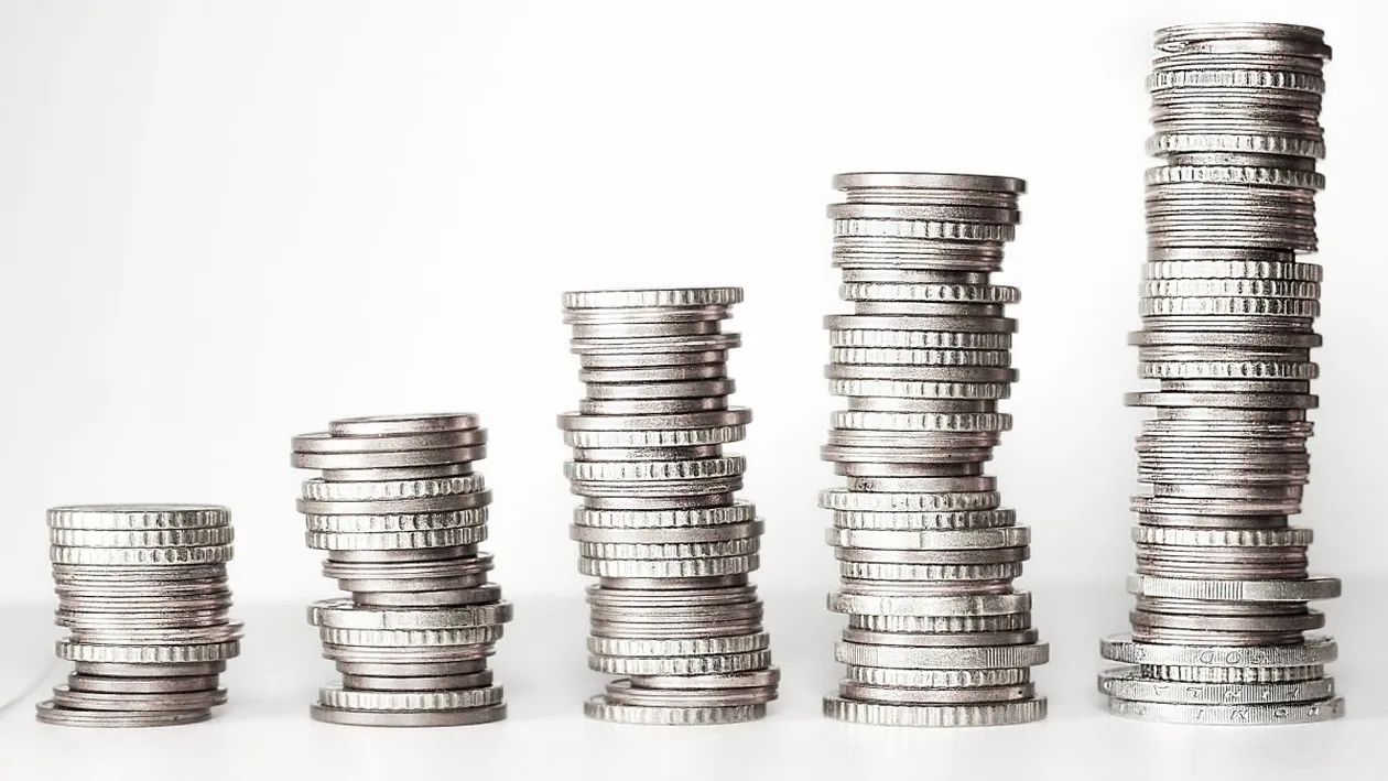 Atenție, români! Pensiile ar putea scădea. Anunțul făcut de autorități