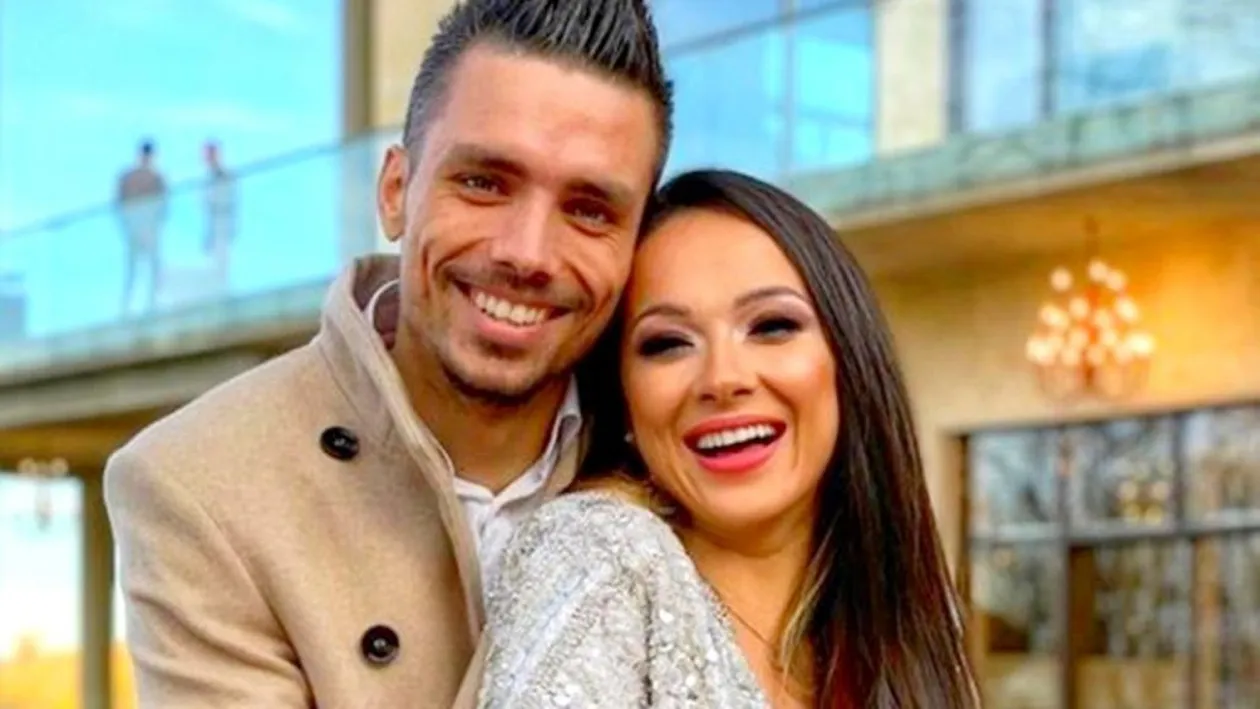 Dovadă de iubire maximă! Fotbalistul Adrian Rus și-a tatuat chipul Vlăduței Lupău pe braț. Cântăreața se mândrește cu desenul soțului