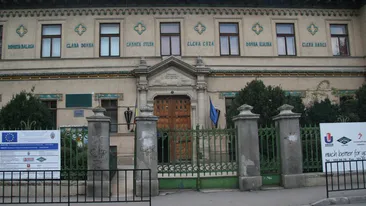 O profesoara de la o scoala din Bucuresti, reclamata la politie! Ce le facea elevilor in timpul orelor