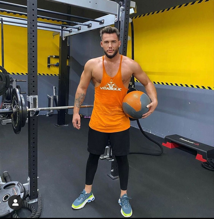 A dat fotbalul pe sporturile de contact! Ricardo de la “Puterea dragostei” vrea să lupte în cușca de MMA! “Îmi place când se lasă cu sânge”