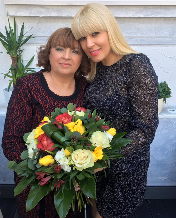 Lasă politica pentru lumea filmului?! Elena Udrea, ofertată ca să apară într-un serial