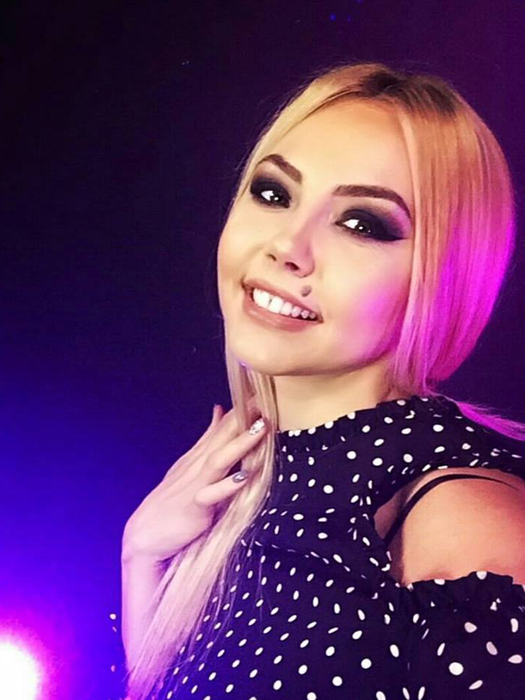 Mobilizare masivă pentru DENISA MANELISTA. Vestea că e grav bolnavă a impresionat pe toată lumea