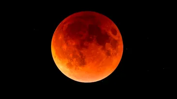 21 ianuarie - eclipsă totală de lună. Cum va fi observată „Super Luna sângerie a lupului” în România