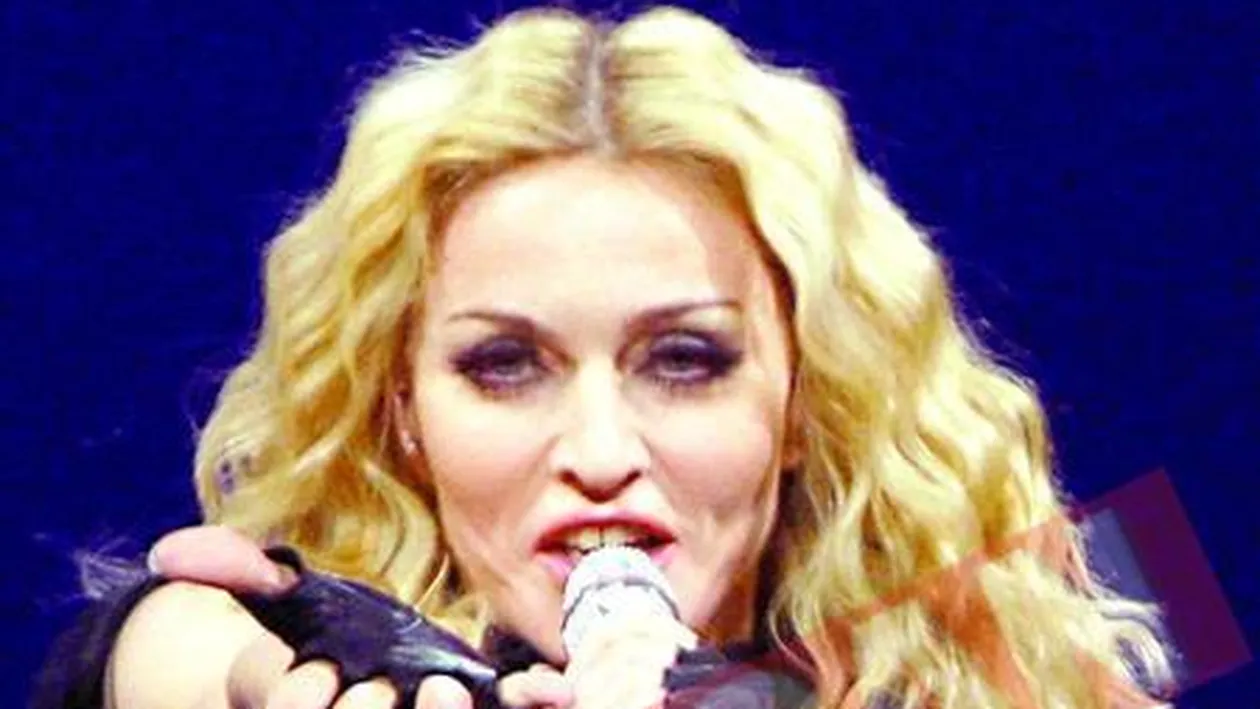 Vine cu unul dintre copiii sai la Bucuresti