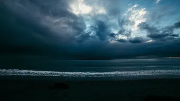 Cod portocaliu de ploi abundente pentru Litoral!