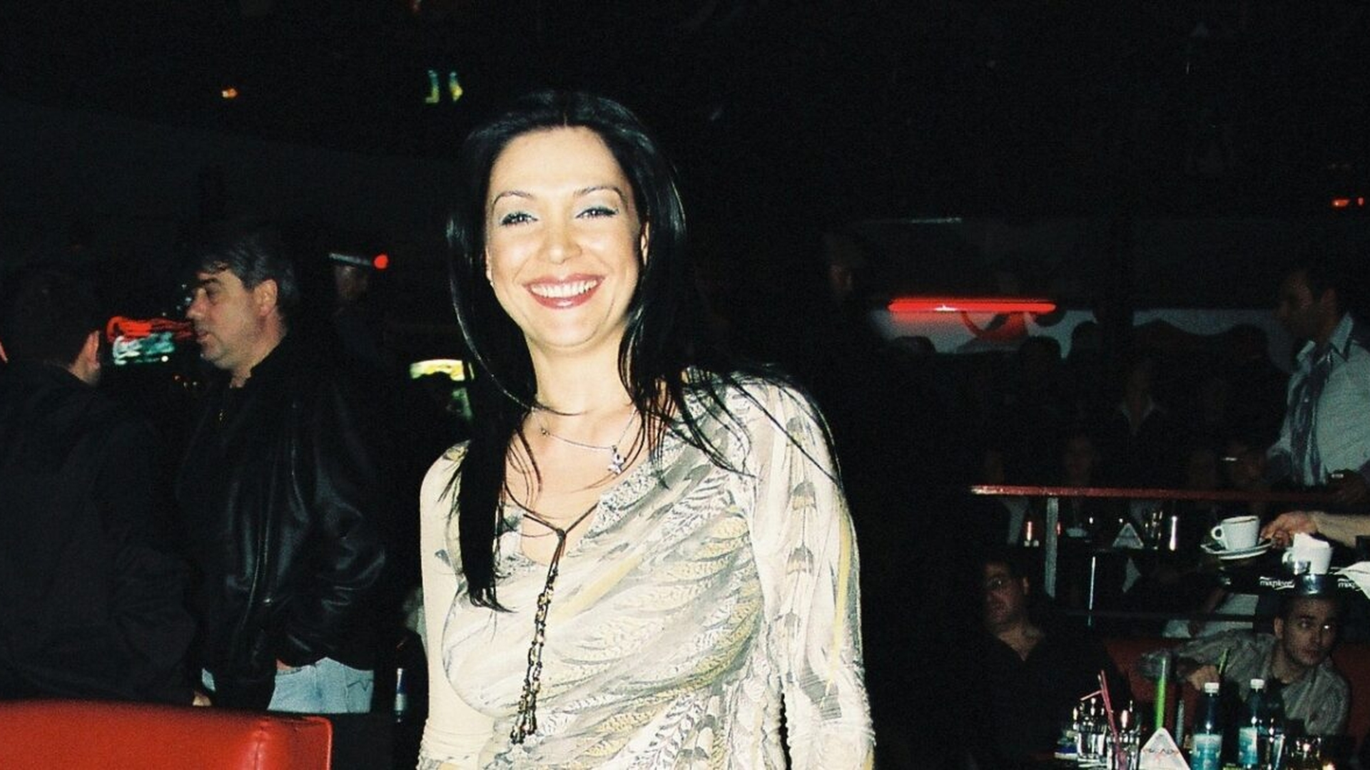Eugenia Șerban sau eleganța care nu cere voie: o apariție de acum 20 de ani care spune mai mult decât o mie de roluri
