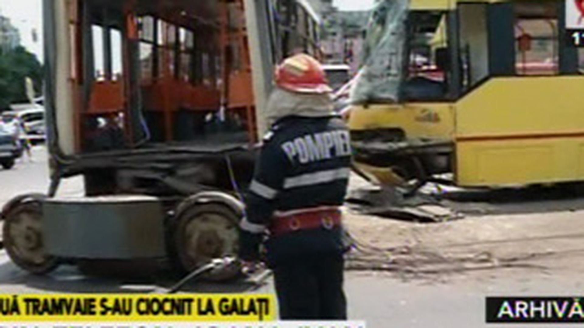 Doua tramvaie s-au ciocnit intr-o intersectie din Galati! Cinci persoane au fost ranite