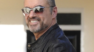 George Michael vede efectele pozitive ale renuntarii la droguri! A slabit 7 kilograme!