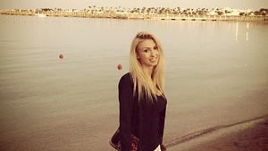 GESTUL INADMINSIBIL facut de Andreea Balan dupa atentatele de la PARIS! Fanii au luat FOC! "Ai fost ignoranta si..."