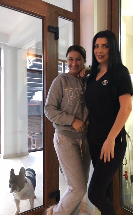 Andreea Tonciu şi-a vizitat naşa, pe Anamaria Prodan