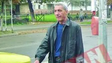 Fost activist, la sapa de lemn