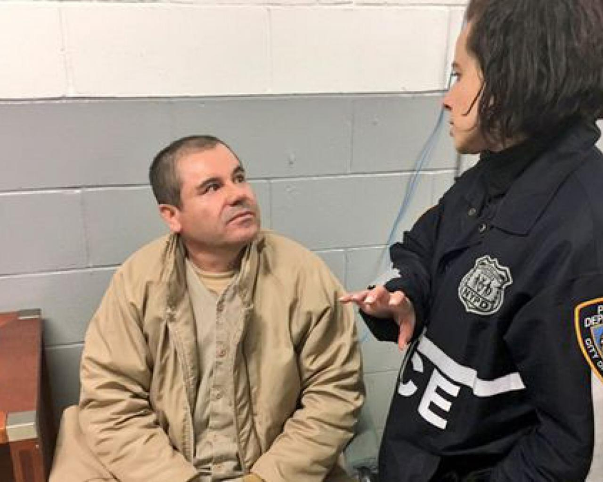 Cum a ajuns să arate cel mai cunoscut traficant de droguri din istorie! „El Chapo” stă izolat în închisoare de 2 ani, iar înfăţişarea lui a fost schimbată radical