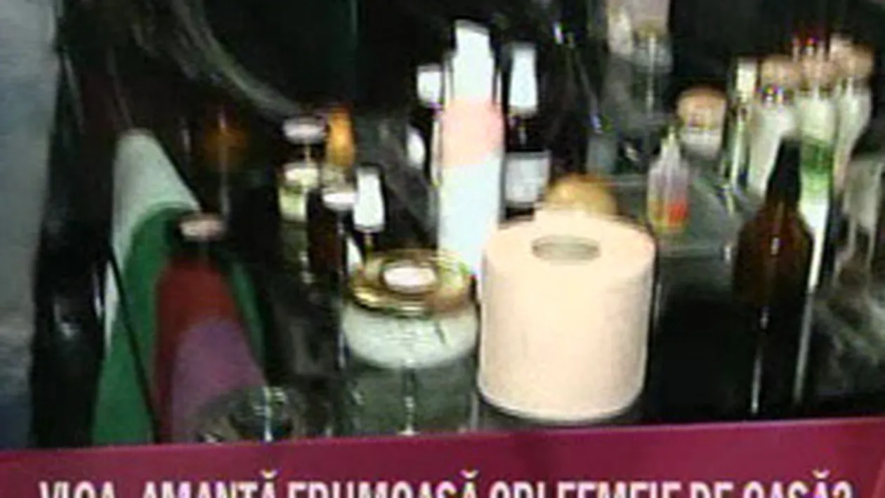 Victoria Blochina, fosta amanta a lui Piturca, isi prepara cremele cosmetice acasa! Afla care este ritualul ei de infrumusetare!