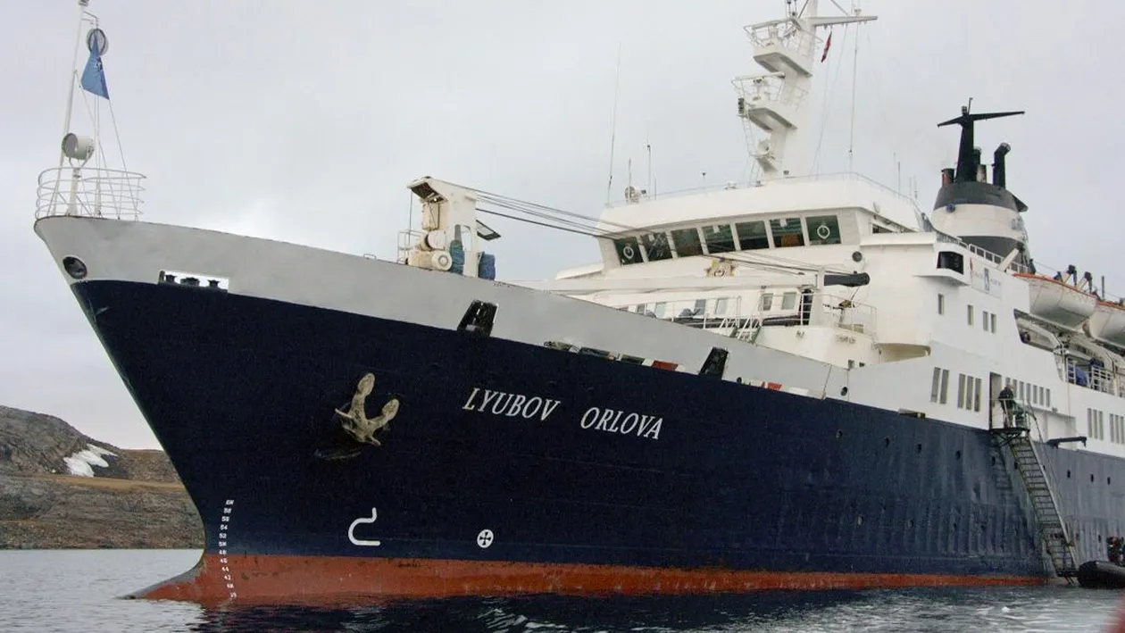 Nava-fantomă, aflată în derivă de șapte ani. Ce fenomene stranii se întâmplă la bord