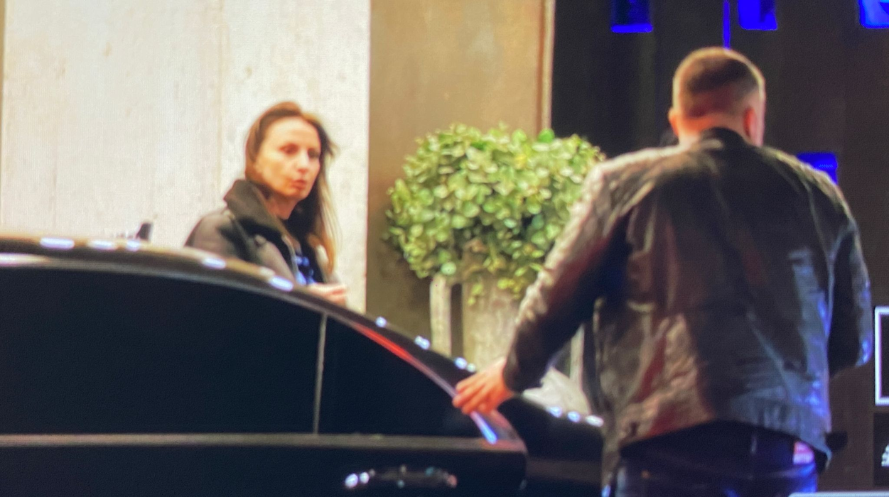 Invitații vin pe bandă rulantă la ziua Biancăi (Foto: CANCAN.RO)