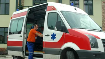 Tragedie in Alba! O fetita de 7 ani a murit dupa ce s-a lovit la locul de joaca din incinta unui mall