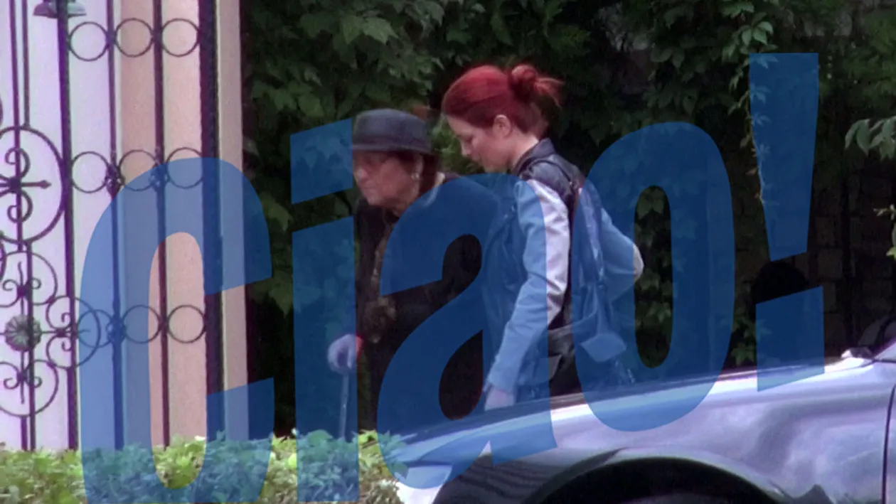 Elena Gheorghe si-a dus bunica la turci! Uite cata grija are de femeia care a crescut-o si cum a reusit s-o emotioneze!