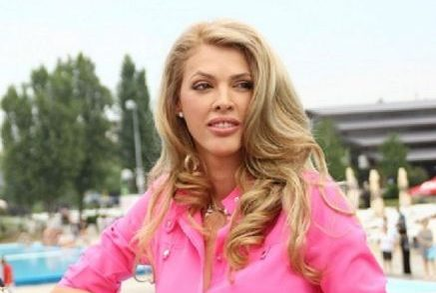 Alina Vidican a fost căsătorită cu Cristian Borcea înaintea Valentinei Pelinel