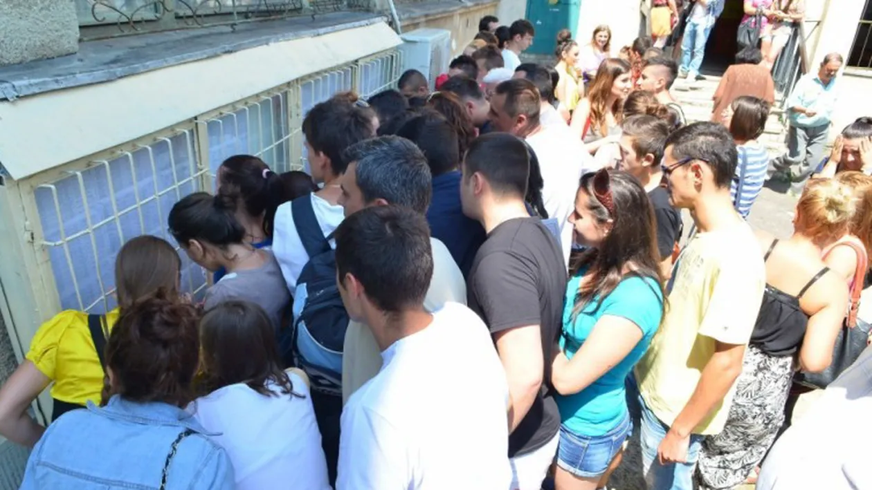 BAC 2014! S-au afisat rezultatele si in Capitala! Vezi ce au facut elevii bucuresteni si care este rata de promovabilitate!