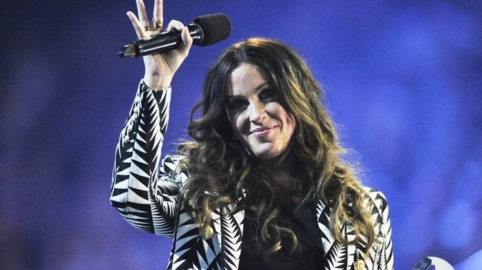 Fanii sunt în stare de şoc: Managerul celebrei cântăreţe ALANIS MORISSETTE a recunoscut că i-a furat aproape 5 milioane de dolari!