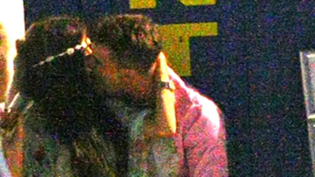 Vladau a combinat doua tipe intr-o seara