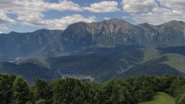 O femeie a murit dupa ce a cazut intr-o prapastie, in Masivul Bucegi