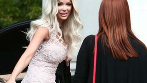 BIANCA DRĂGUŞANU şi-a creştinat fetiţa! Ce s-a întâmplat în timp ce plecau de la biserică