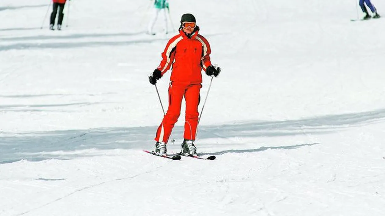 Iata cat te costa echipamentul de schi anul acesta!