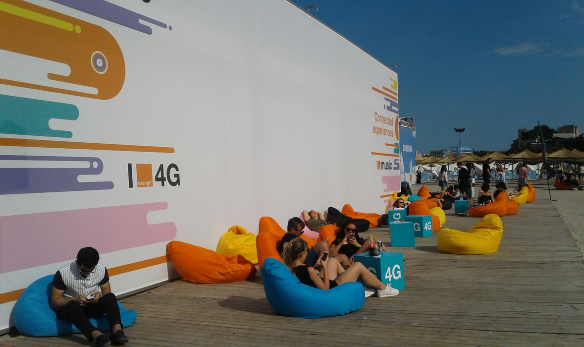 CANCAN.ro transmite cele mai tari momente. IMAGINI LIVE. Zeci de mii de oameni la NEVERSEA, cel mai mare festival de pe litoral