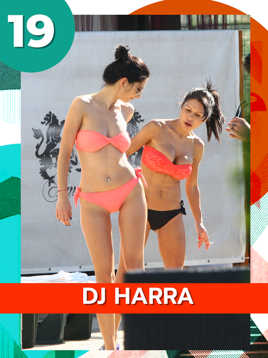 TOP 30 SEXY-VEDETE taaare jucăușe! Avem imaginile verii! Denisa Biță și Simona Trașcă s-au pupăcit, în timp ce Adelina Pestrițu și Roxana Vancea…