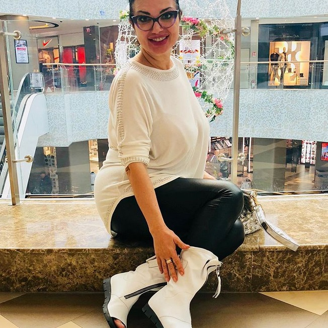 Ozana Barabancea, gest emoționant în Vinerea Mare. Imaginea și rândurile scrise de vedetă i-au făcut pe mulți să plângă