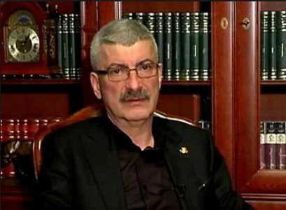 George Restivan a pus tunurile pe Silviu Prigoană /Foto: Social media