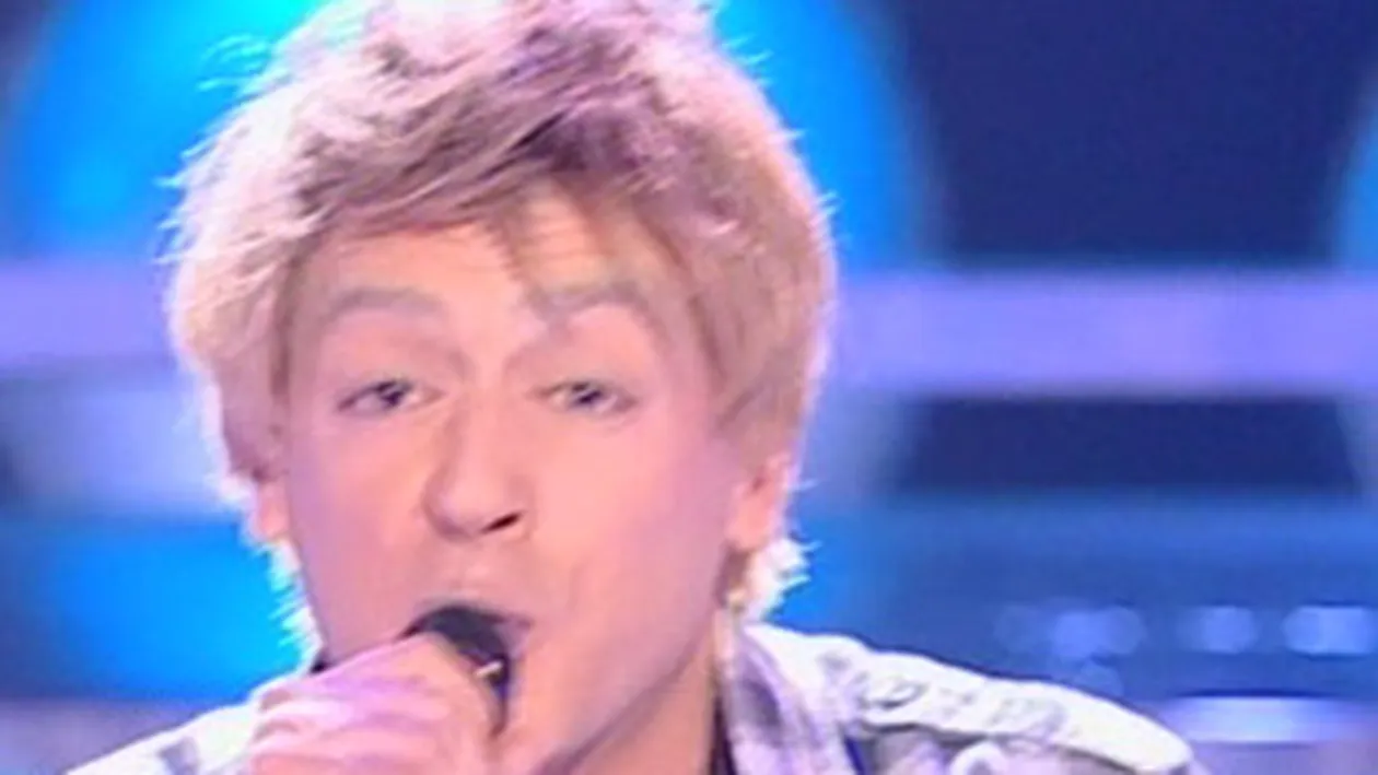 VIDEO Uite-l pe CRBL cum il imita pe Michel Telo! Canta mai bine sau danseaza Ai Se Eu Te Pego?