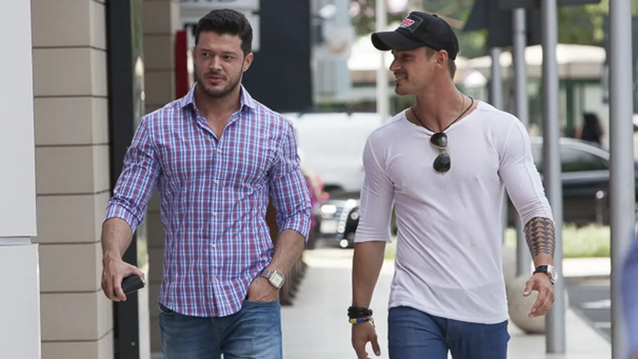 Slav si Vladau, fotografiati intr-o ipostaza in care nu ti-i imaginai. Chiar fac totul impreuna?!