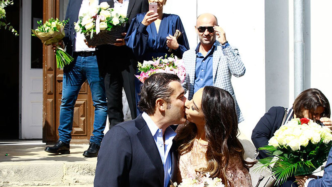 Milionarul Erbaşu a fost luat! "Colin Farrell de România" s-a căsătorit civil cu femeia care i-a fost alături în ultimii ani