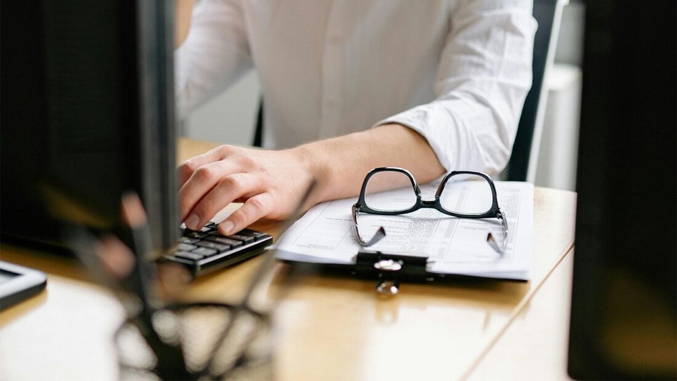 Bugetarii se pregătesc pentru primele concedieri. Ministrul Energiei a făcut anunțul: ”Vor rămâne cei care sunt pregătiți”