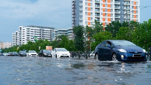 Meteorologii Accuweather anunță o lună iulie 2026 cum n-a mai fost în România. Ce se întâmplă în București în "luna lui cuptor"