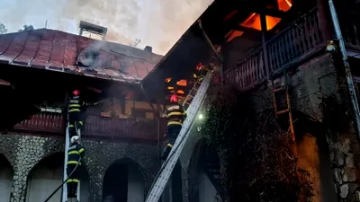 Explicația preoților pentru cărțile de tarot de la Mănăstirea Bisericani. Lăcașul sfânt, mistuit de un incendiu soldat cu o victimă