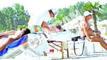 S-a incarcat cu energie pozitiva la malul marii. Miorita - zambareata dupa masajul de dimineata