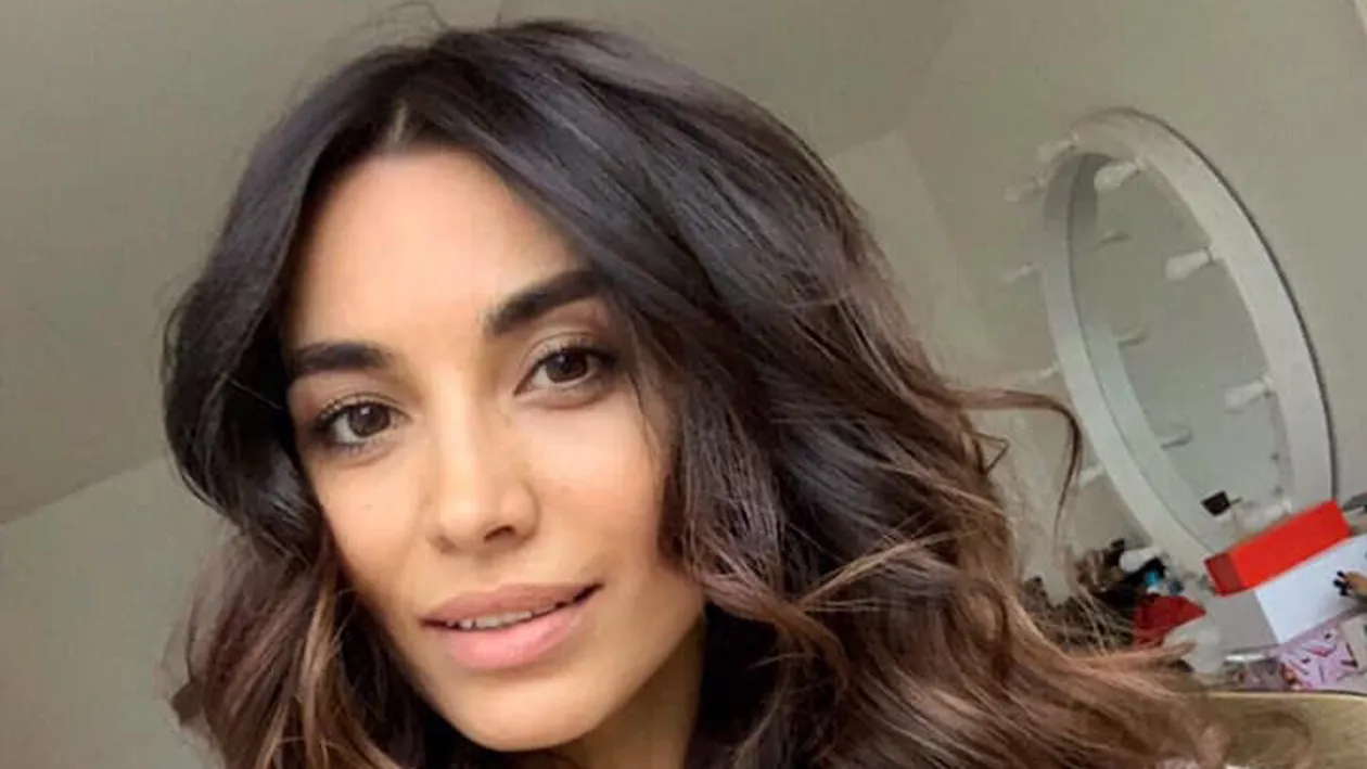 Lili Sandu este însărcinată?! Afişează o burtică suspectă: Sarcină uşoară