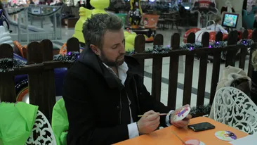 Cel mai trist Craciun pentru Botezatu! In copilarie mergea la colindat, dar acum nici macar nu a mai facut bradul!