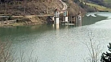 Un barbat de 50 de ani a cazut in raul Aries si a murit